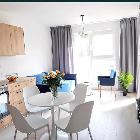 Fuzja - Komfortowe Mieszkania Blisko Centrum Lodzi Garaz Apartment *