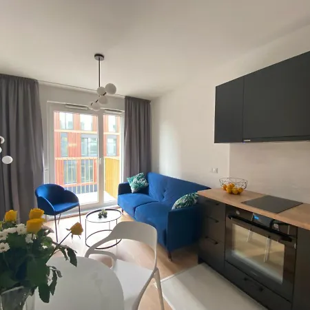 Fuzja - Komfortowe Mieszkania Blisko Centrum Lodzi Garaz Apartment *