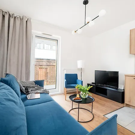 Milionowa 6 I 2-Room Apart I Balcony I Paid Garage Parking *