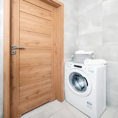 Apartment Fuzja - Komfortowe Mieszkania Blisko Centrum Lodzi Garaz